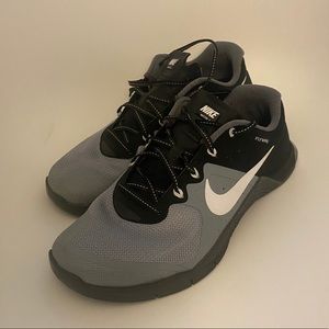 Nike metcon shoes